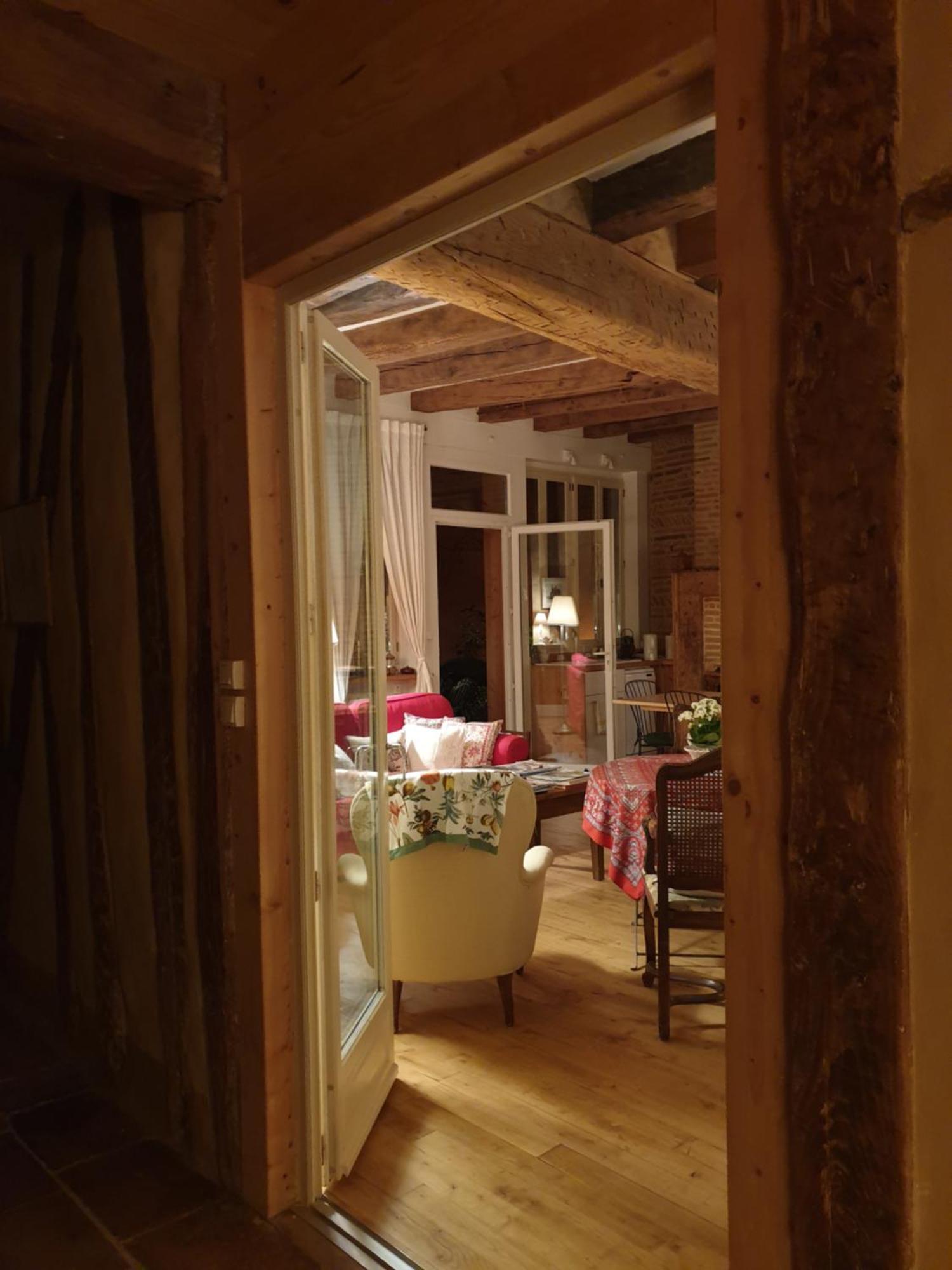 Bed and Breakfast Ombre Rose Le Fousseret Exterior foto