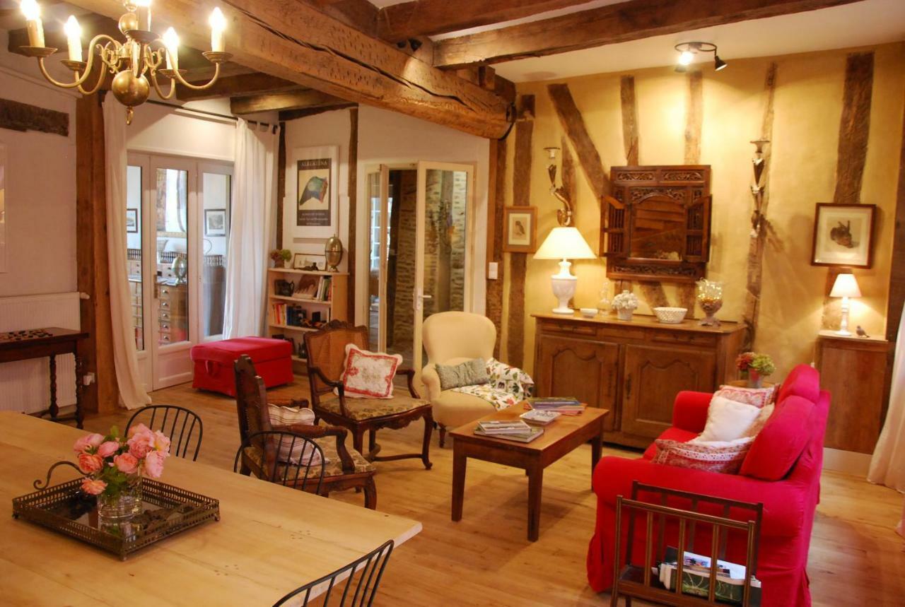Bed and Breakfast Ombre Rose Le Fousseret Exterior foto