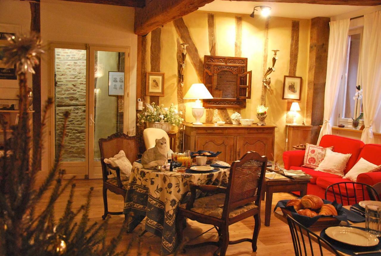 Bed and Breakfast Ombre Rose Le Fousseret Exterior foto