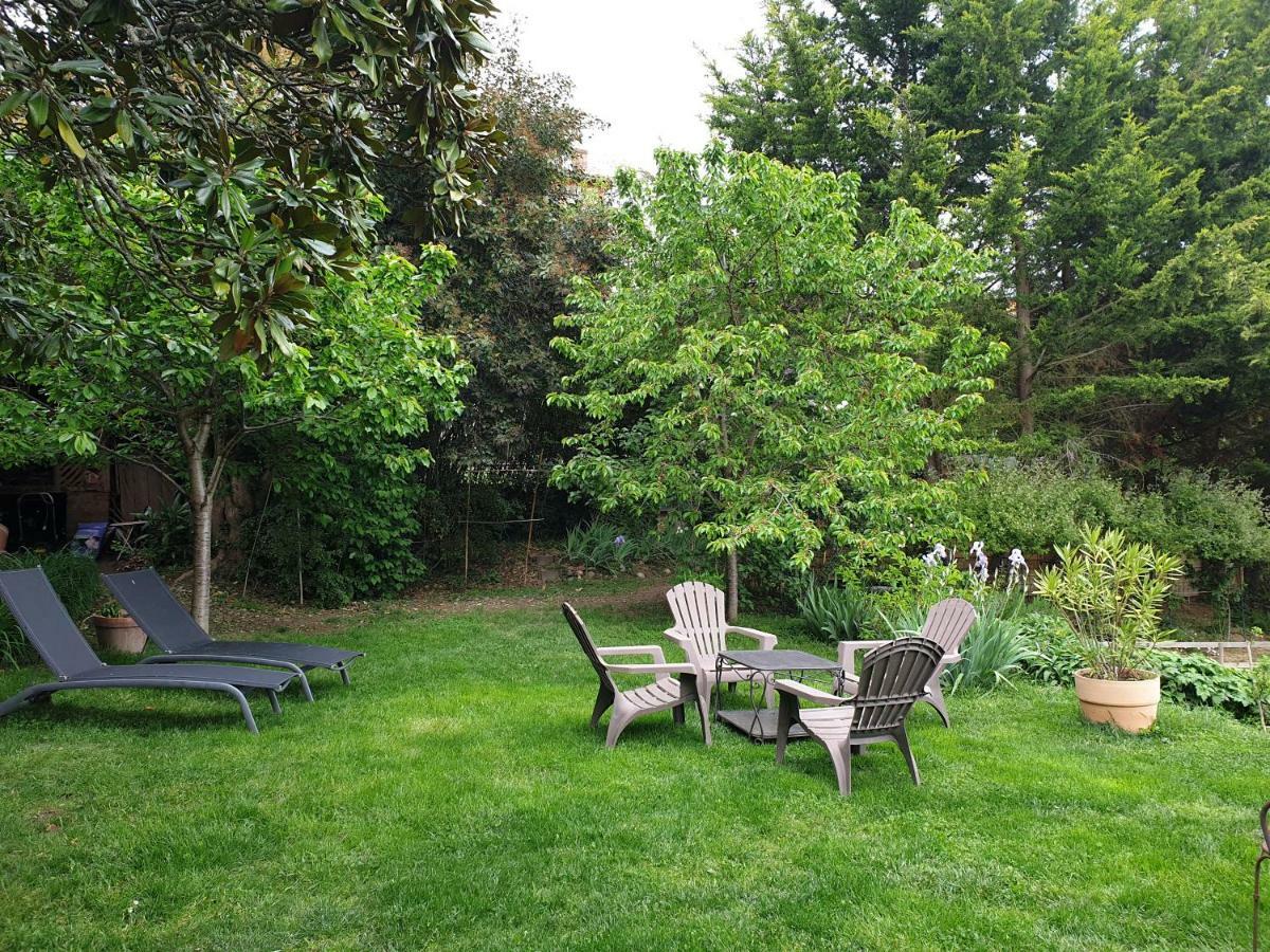 Bed and Breakfast Ombre Rose Le Fousseret Exterior foto